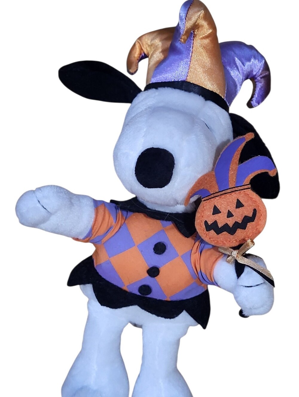 Hallmark Vintage Peanuts Snoopy Halloween Jester With Pumpkin Plush Collectible